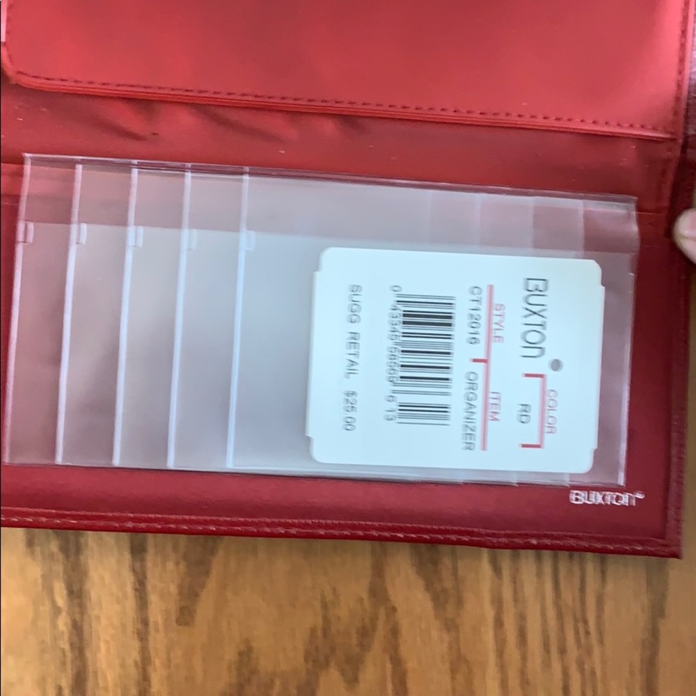 Wallets - Picture 4 of 4